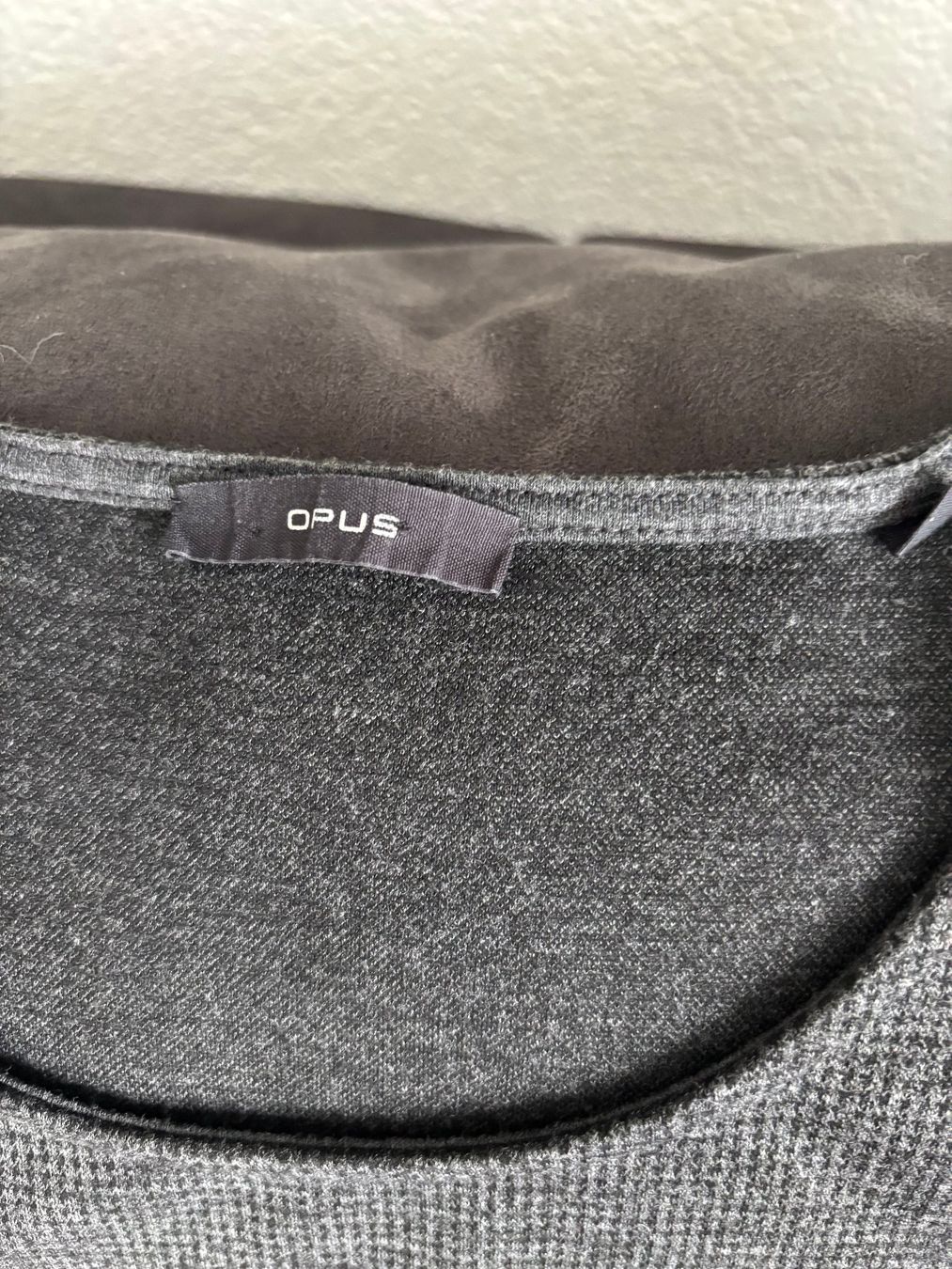 Opus Top: OPUS Oberteil neuwertig – Nuovo (secondo la descrizione) da Merishausen venduto da yourdream 3