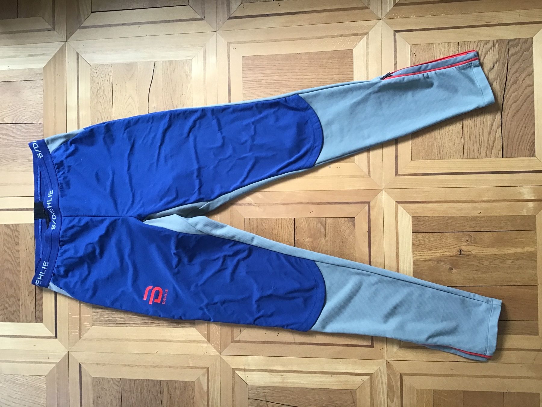 Daehlie Vestes: Daehli Langlaufjacke und -hose, Gr. M – D'occasion à Zürich par Balanca 6