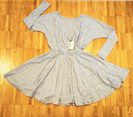 Damen Kleid in Grau Grösse M NEU