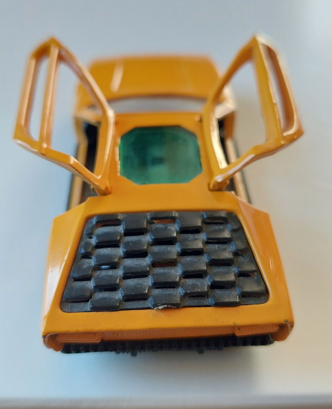 Lamborghini Modellini d'auto: Marzal- Lamborghini Bertone Orange, stand in der Vitrine – Nuovo (secondo la descrizione) da Veltheim AG venduto da fredy_richner 4