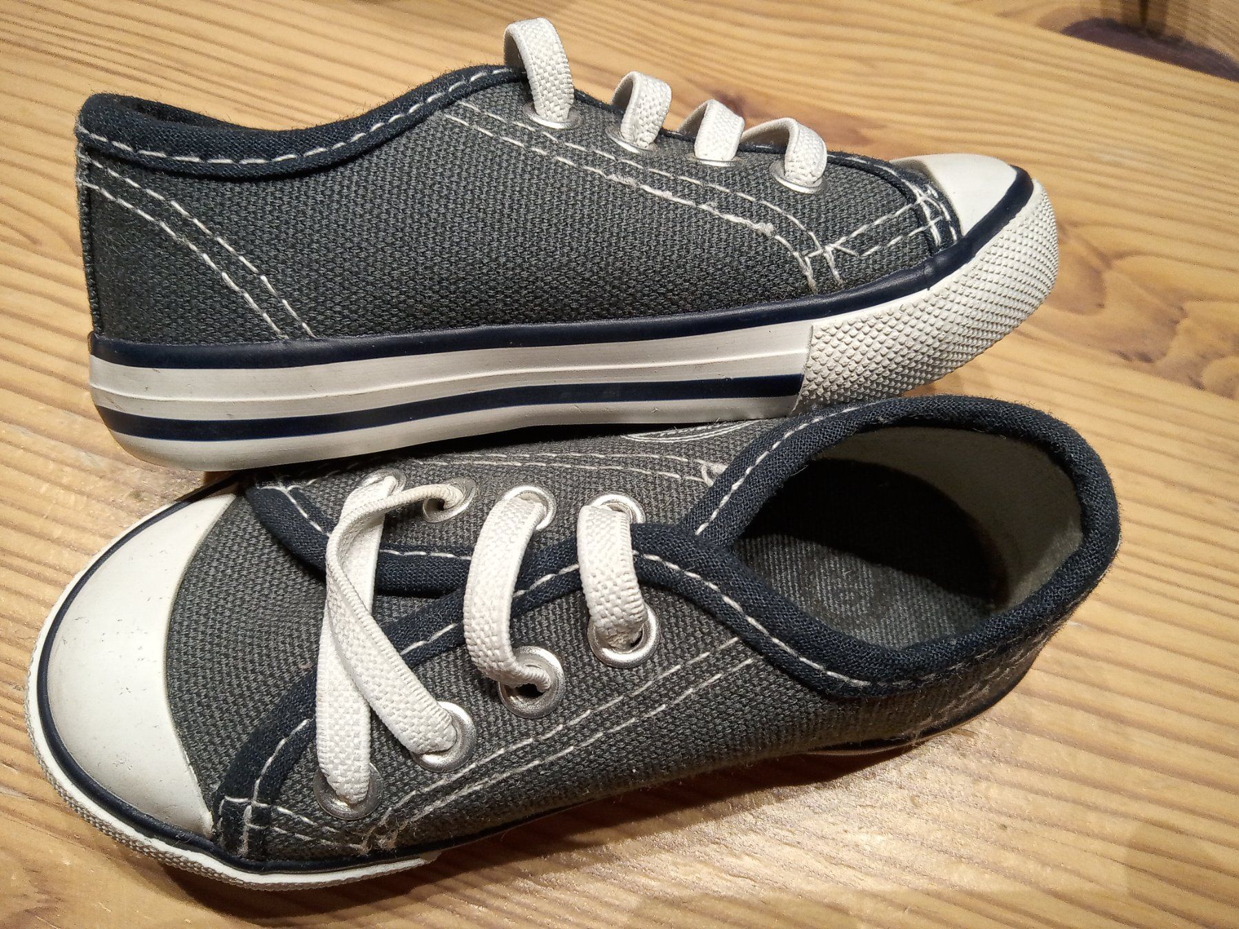 Scarpe per ragazzi: Baby Halbschuhe Grösse 20 – Nuovo (secondo la descrizione) da Büren SO venduto da swelch 3