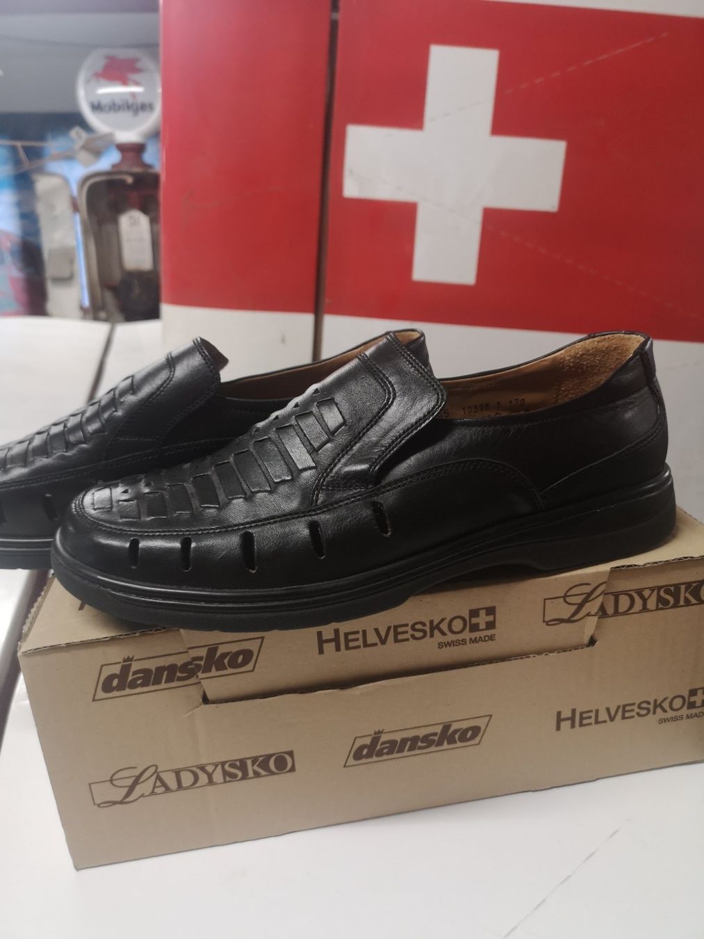 Helvesko Scarpe da uomo: Helvesko – Nuovo e nell'imballaggio originale da Möhlin venduto da Highwaytom 1