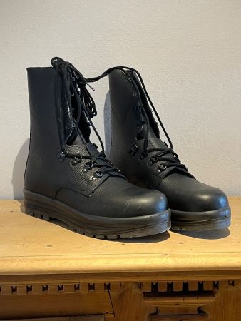 Schweizer Armeestiefel / Kampfstiefel (neu/ungebraucht)