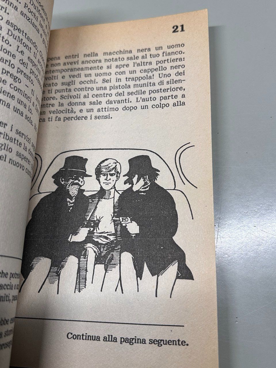 Bücher: N. 3 "Nome in codice: Giona" - Edward Packard 1987 – Gebraucht aus Giubiasco von LorisVale 4