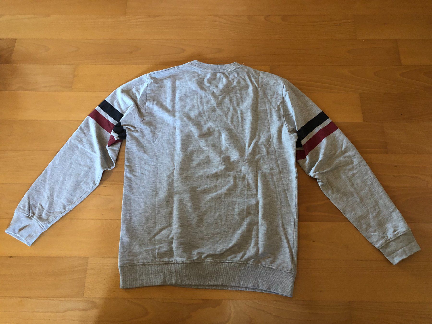 Maglioni & Felpe: Pullover Gr. M "ONLY&SONS", Herrenpullover – Usato da Jona venduto da ASMARADO 1