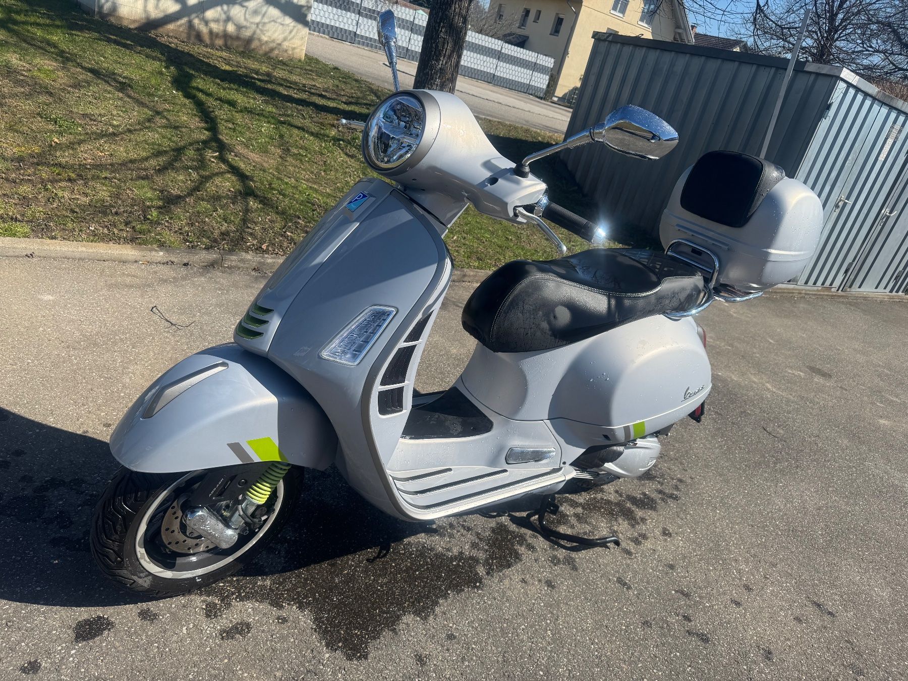 Vespa Scooters: Vespa Piaggio 300 GTS Super Tech – D'occasion à Kaisten par Altobello 2