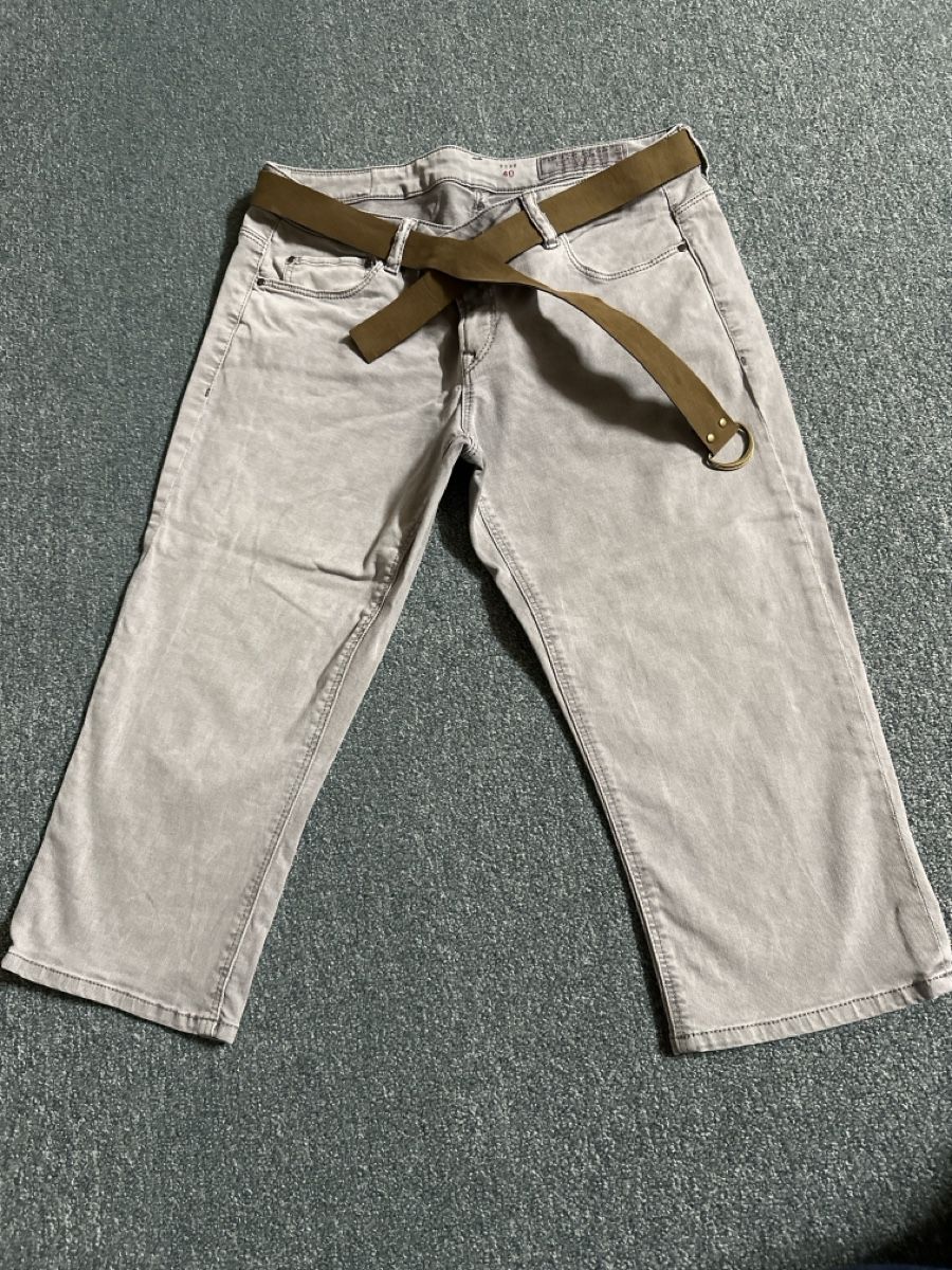 Esprit Pantaloni: Capri Hose edc – Nuovo (secondo la descrizione) da Baltschieder venduto da YmroBe