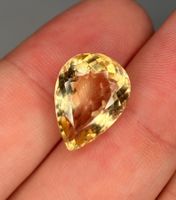 Ab 1 Fr. - 9.04 ct natürl. Gold-Topas Edelstein