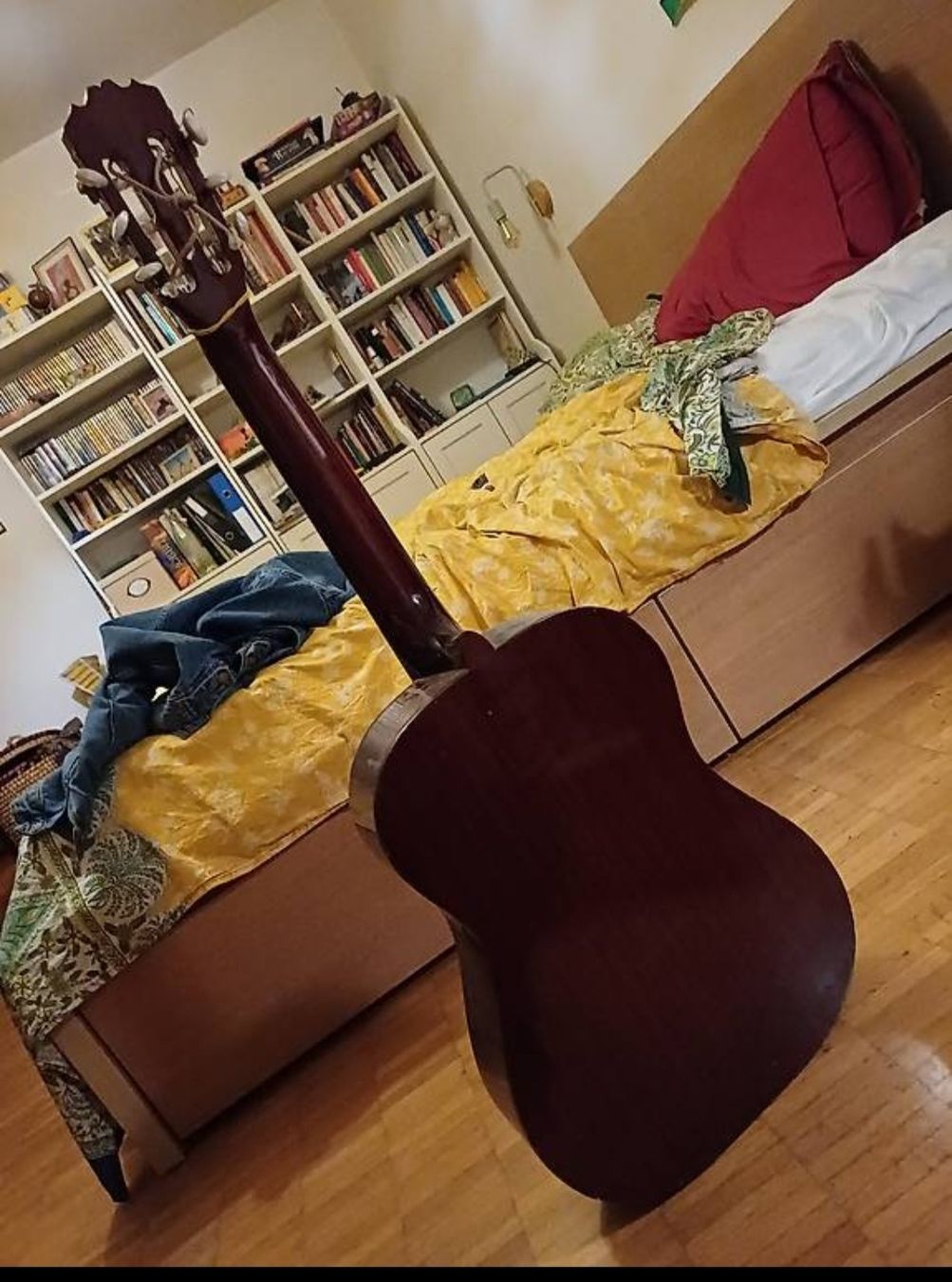Instruments de musique: Chitarra classica Royal – D'occasion à Morbio Inferiore par supermammuth 1