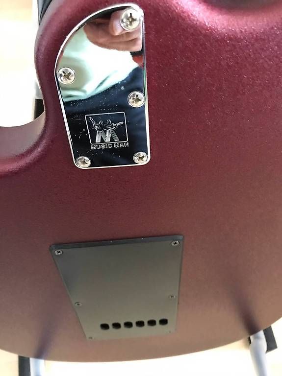 Strumenti musicali: Music Man SUB 1 – Usato da Neuchâtel venduto da angelogiostra 3
