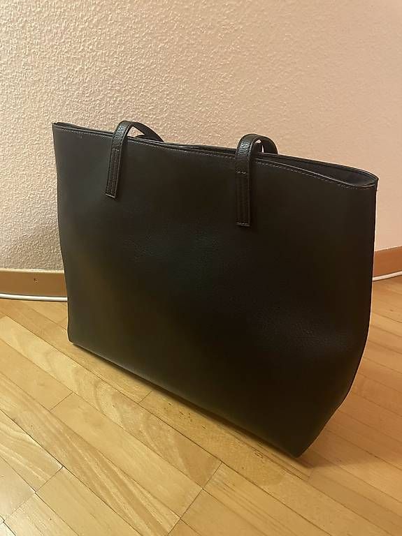 Borse da donna: Handtasche – Usato da St. Gallen venduto da mir_xn8r