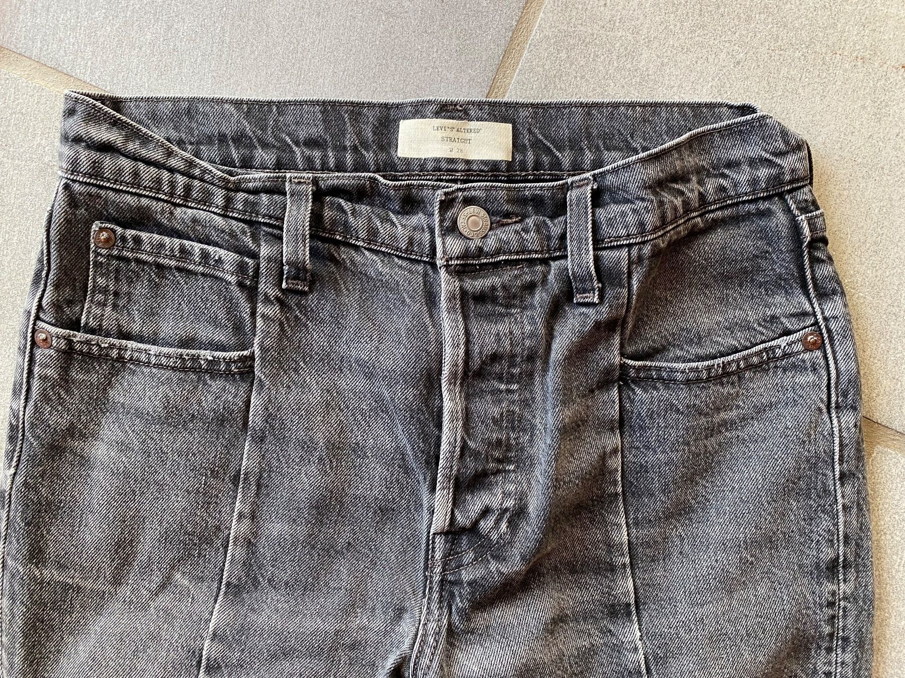 Levi's Jeans: Levi's Altered W28 – Gebraucht aus Les Posses-sur-Bex von LylaPois 6