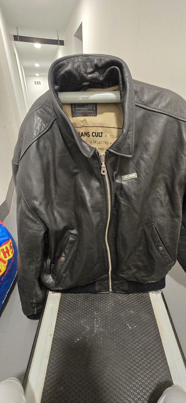 Levi's Giacche: Lederjacke Harley-Davidson Herren Schwarz Grösse L 52 – Usato da Egerkingen venduto da bea_rxm7 1