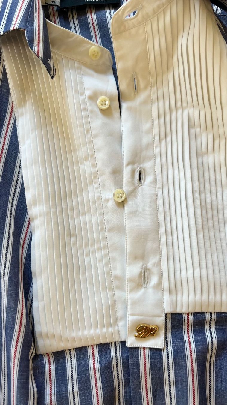 Blusen: Dsquared – Neu (gemäss Beschreibung) aus Uetikon am See von jan_bx6p