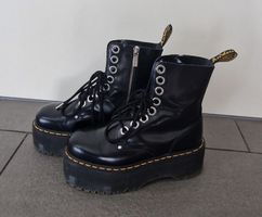 Dr. Martens Jadon Max Plateau