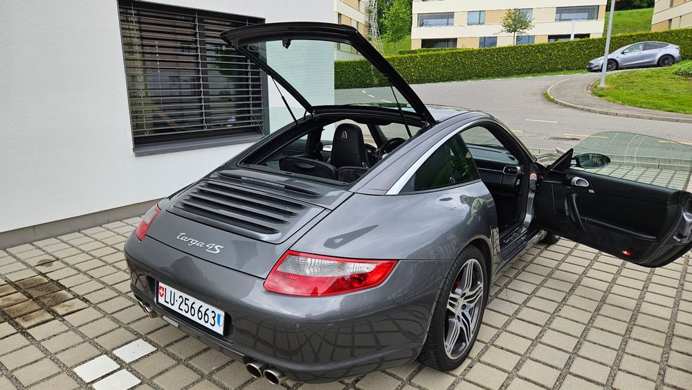PORSCHE 911 Targa 4S 4