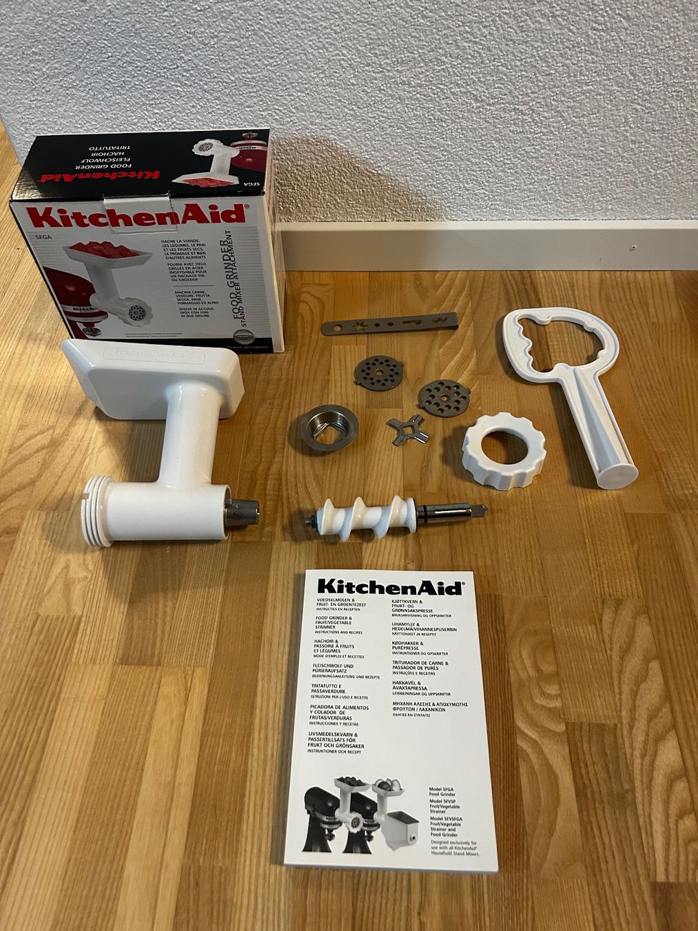 Kitchenaid Elettrodomestici da cucina: Kitchen Aid Fleischwolf - Neu – Nuovo e nell'imballaggio originale da Brüttisellen venduto da ThommyK 1