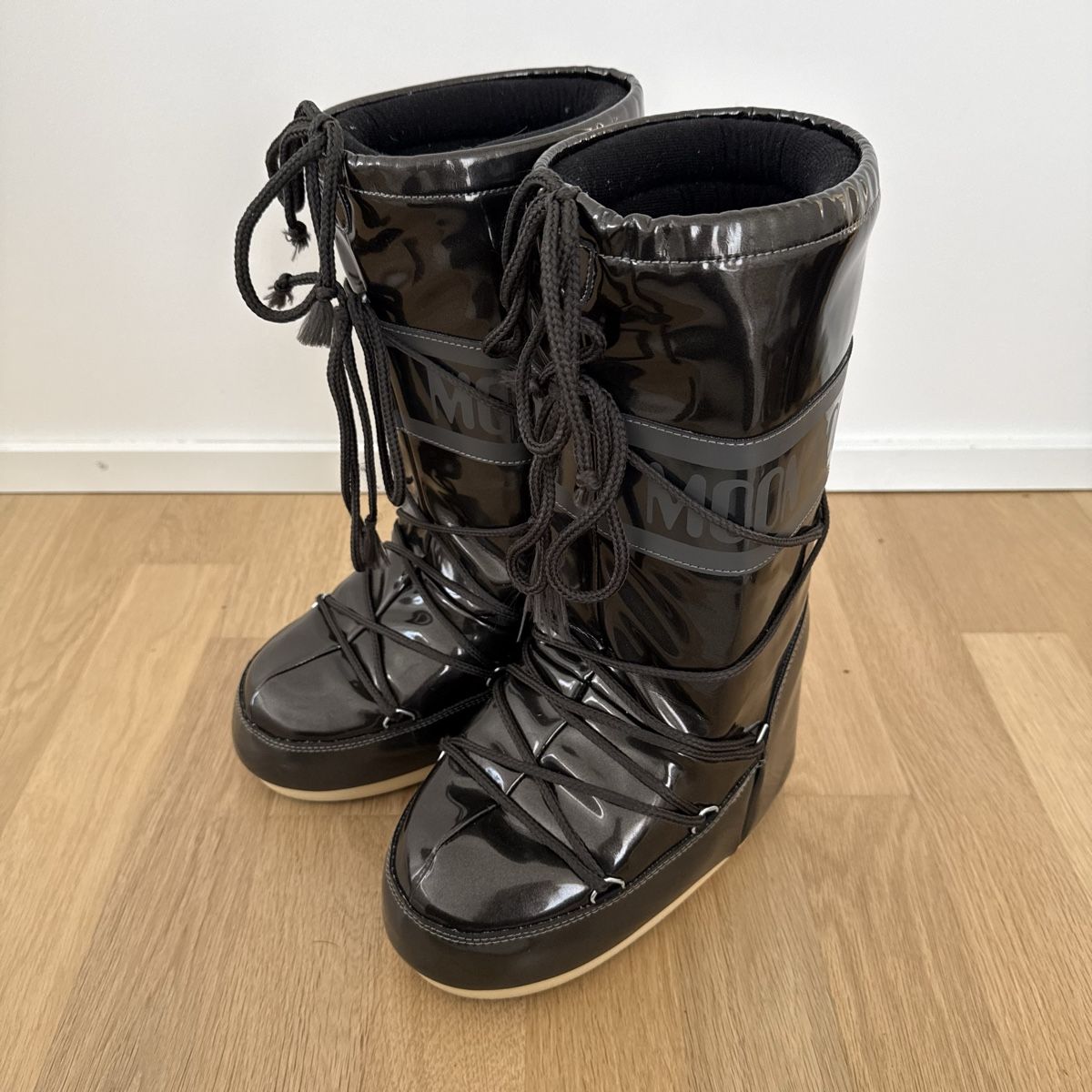 Chaussures hommes: Moonboots 35/38 – Neuf (Voir description) à Winterthur par bonniescloset