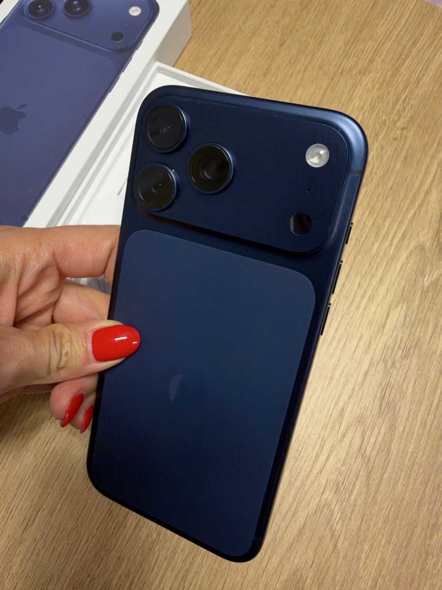 Apple Portables: iPhone 17 Pro Max blau 256GB – Neuf (Voir description) à Engelburg par Galena92 4