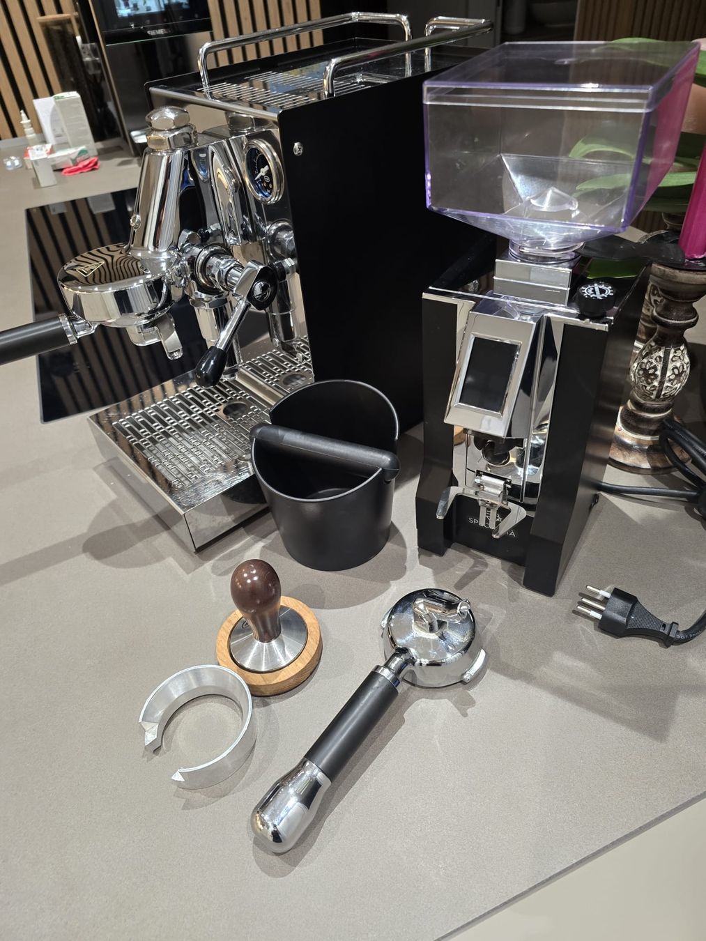 Bezzera Macchine per caffè & Macchine per espresso: Carole Evo machina caffe – Nuovo (secondo la descrizione) da Selzach venduto da inf_2qvr 2