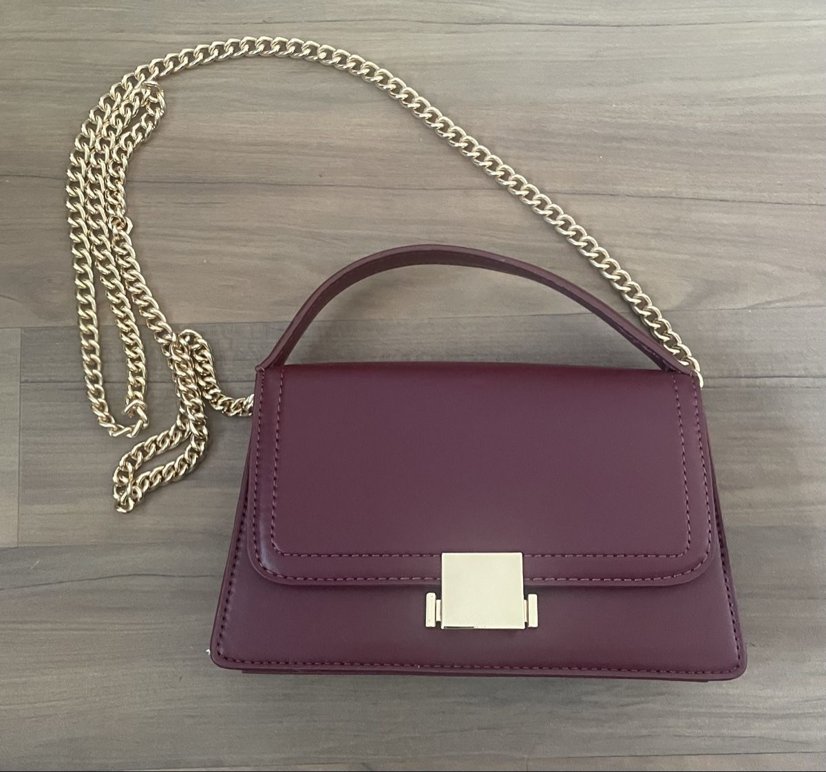 Stradivarius Borse da donna: Stradivarius Handtasche dunkelrot  – Nuovo (secondo la descrizione) da Interlaken venduto da sa.manta