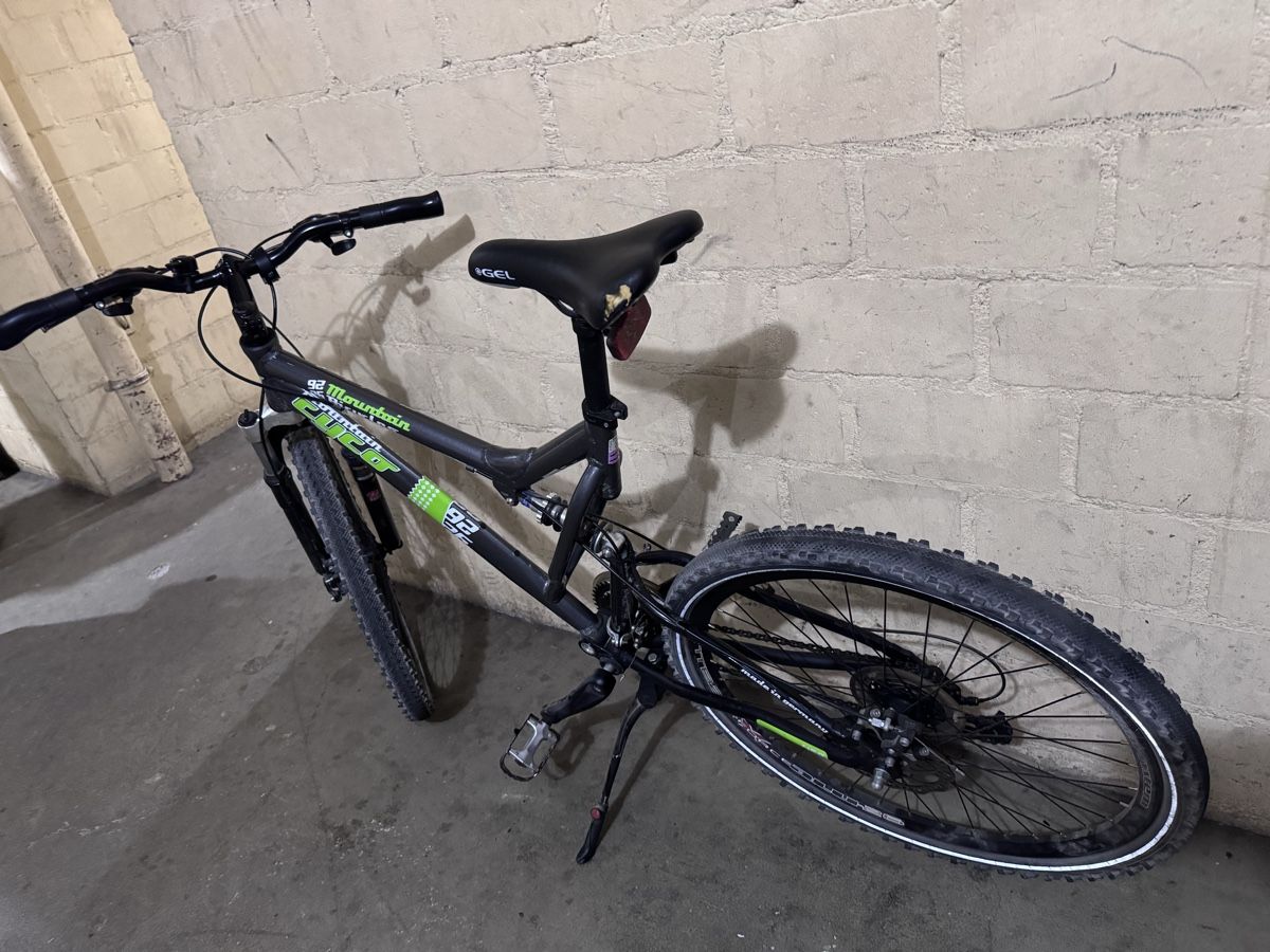 Velos: 1x Elektro Velo 2x Velos  – Gebraucht aus Brugg AG von ToniMontana95 5