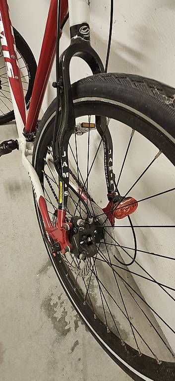 Vélos: vtt à vendre urgent – D'occasion à Lausanne par raralerat 1