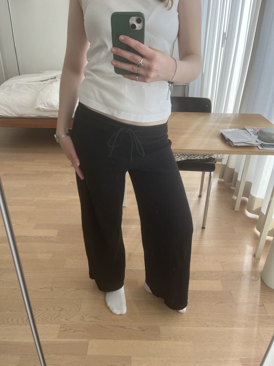 Zara Pantaloni: Zara pants, black  – Usato da Zürich venduto da ros_n8lm 1