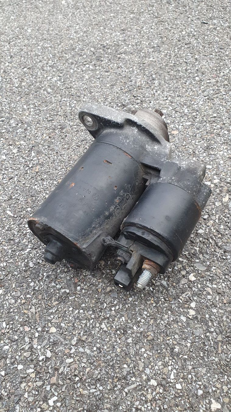 Tutti pezzi di ricambio auto: Golf 4 GTI Anlasser Original – Usato da Gränichen venduto da Golf3VW 1