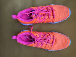 Sneakers Reebok neufs  T. 35