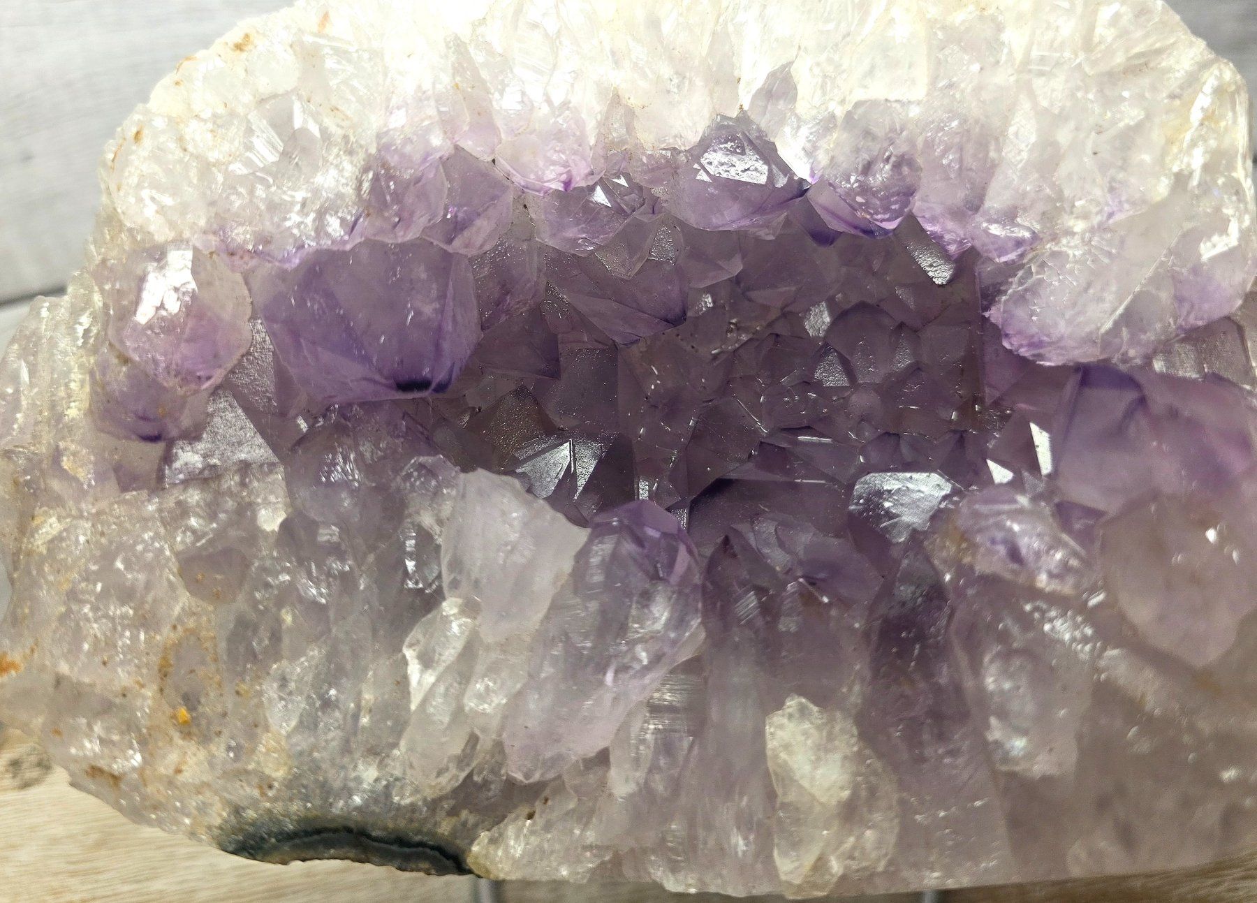 Minerali & Pietre curative: Grosse Amethyst Druse 2kg – Nuovo e nell'imballaggio originale da Matzingen venduto da Shay_Crystalz 2