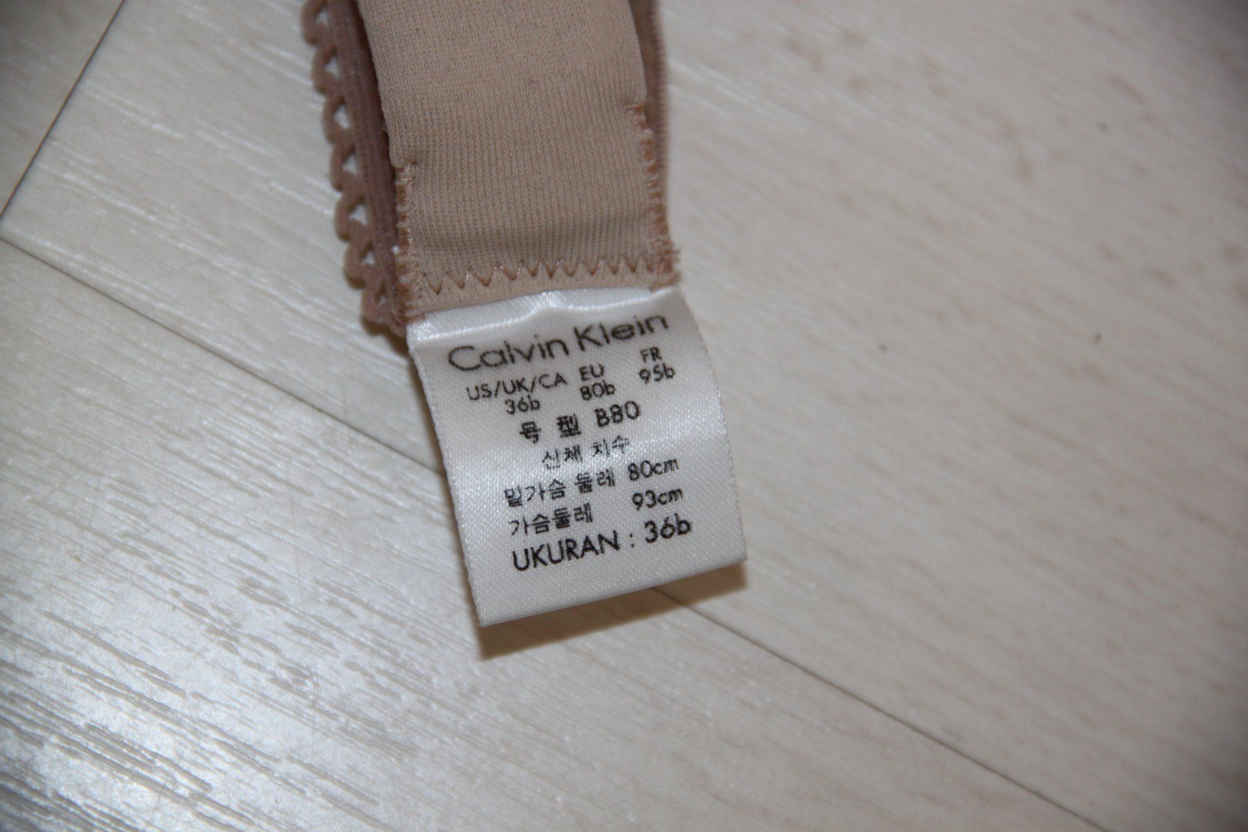 Calvin Klein Sonstige Unterwäsche: BH Calvin Klein 80B – Gebraucht aus Walterswil SO von Mama_noel 2