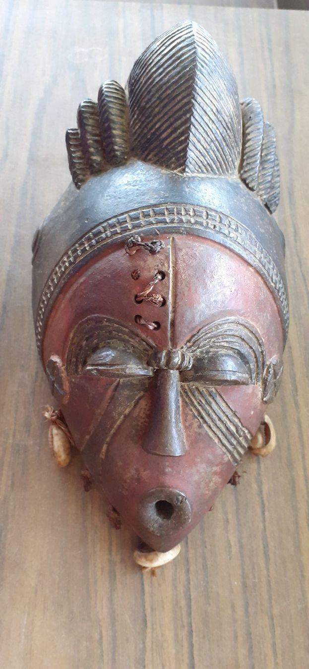 Arte internazionale: Maske Afrika antik – Usato da Mörschwil venduto da antiksalon21