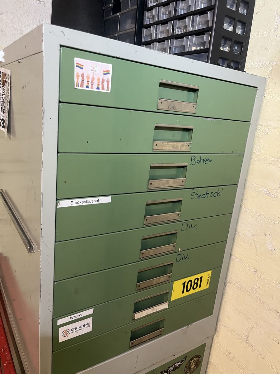 Tous les outils: Schubladenstock Werkstatt – D'occasion à Chur par williwild