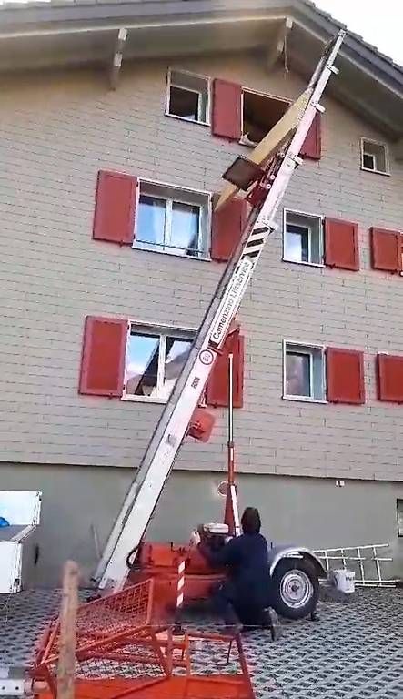 Alle Maschinen: Baulift/Dachdeckerlift – Gebraucht aus Erstfeld von chrigi1993 3