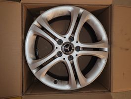 Mercedes Benz Org. Felgen Alu mit Schrauben 5x112 17 Zoll