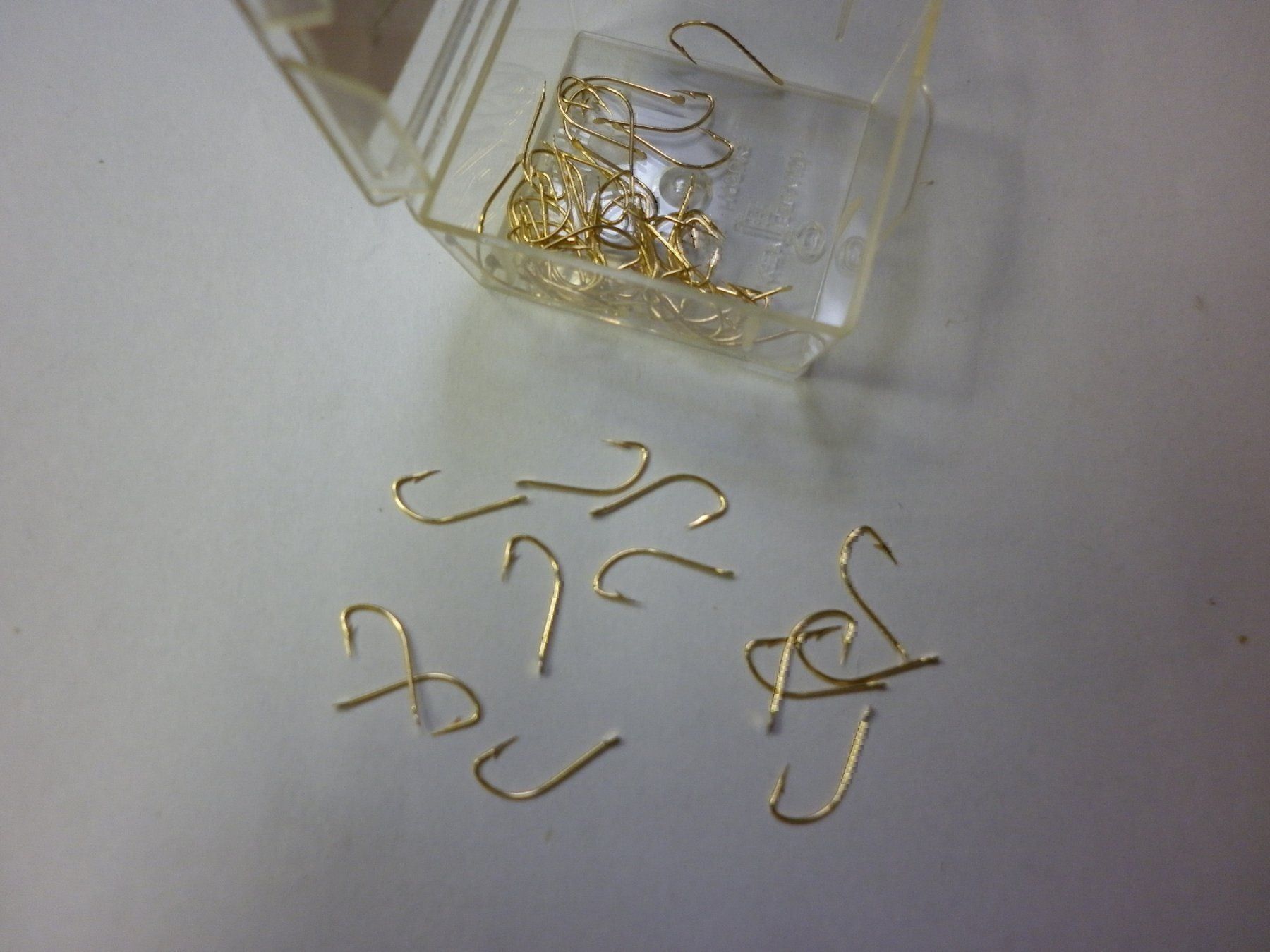 Kits de montage: 50 Mustad 277 n° 12 – Neuf avec emballage d'origine à Fribourg par versus702 1