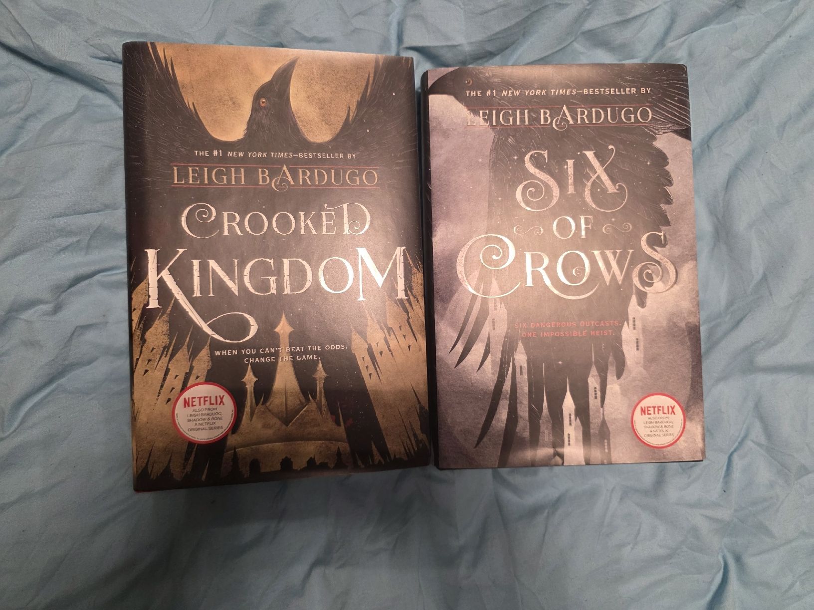Livres: Bücher Six of crows – Neuf (Voir description) à Erlen par Noloka_green