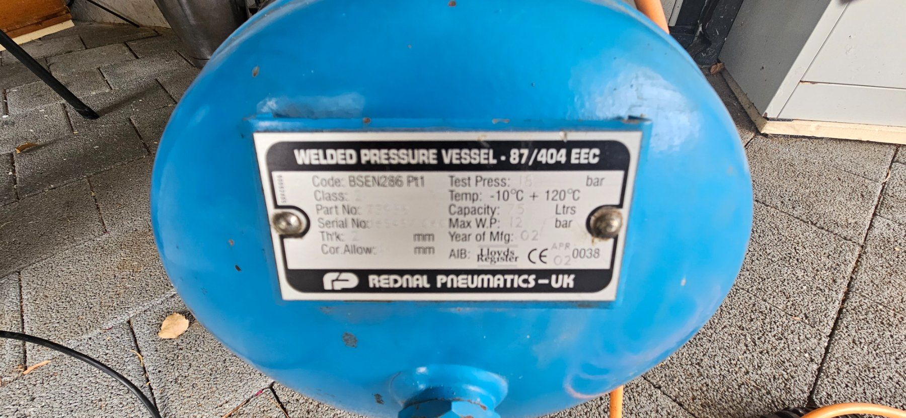 Compressori: Compresseur CompAir V02 avec beaucoup d'accessoires – Usato da Lausanne venduto da sleepy47 2