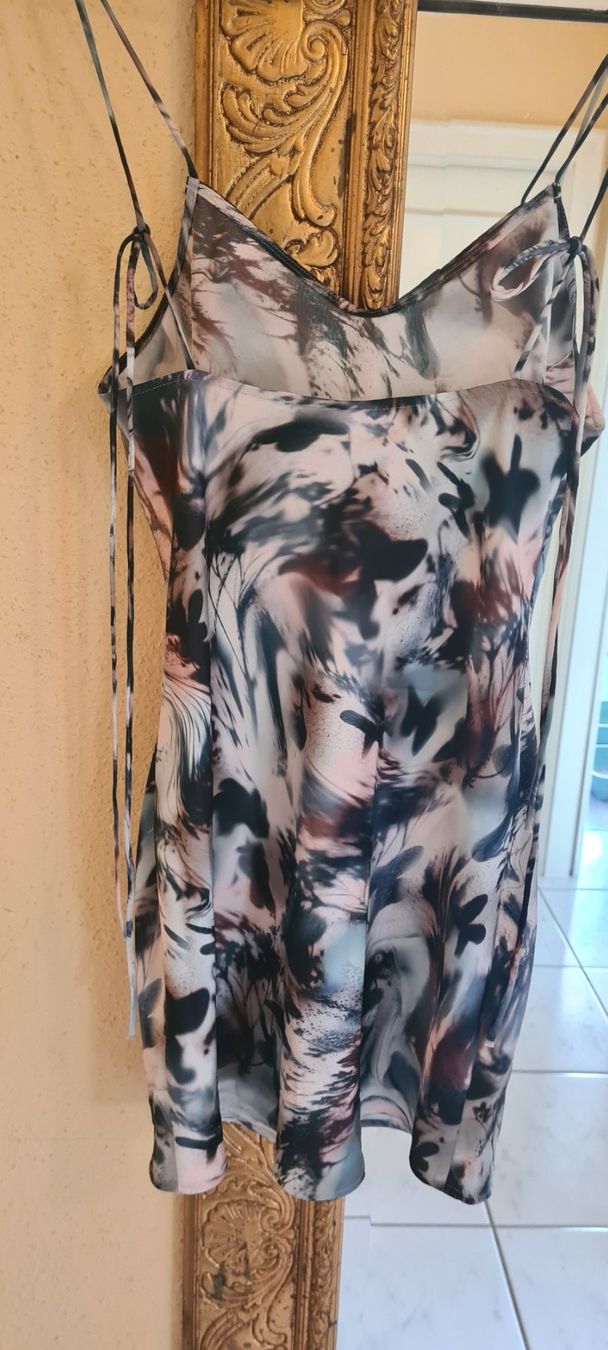 Vestiti: Mini-Kleid – Usato da Allschwil venduto da Virgo 1
