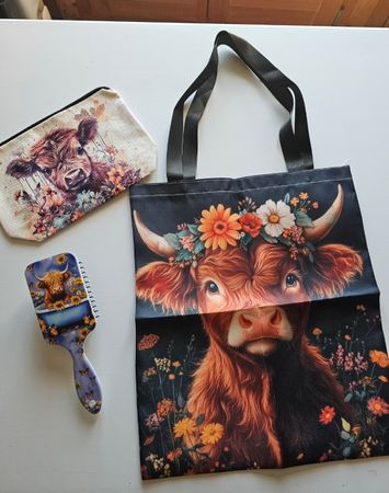 Hochlandrind Set: Tasche, Bürste, Kosmetiktäschli