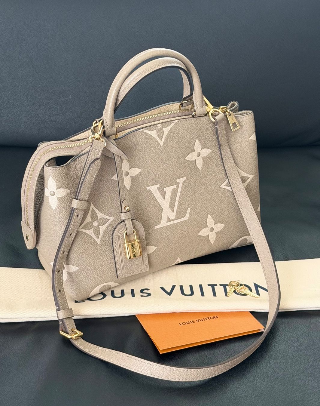 Louis Vuitton Borse da donna: Louis Vuitton Petit Palais – Usato da Reinach AG venduto da RobbisB 9