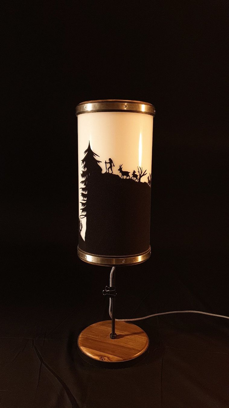 Lampade: Wunderschöne, Handgemachte Leuchte "de Urchig" - Einzelstück – Nuovo e nell'imballaggio originale da Lohn-Ammannsegg venduto da leuepeach 2