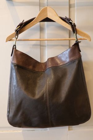 Lederschultertasche in braun-grau
