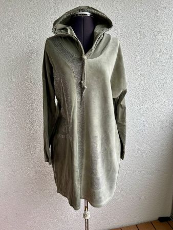 Kapuzenkleid olivgrün OneSize mit Strass ✨ wie neu