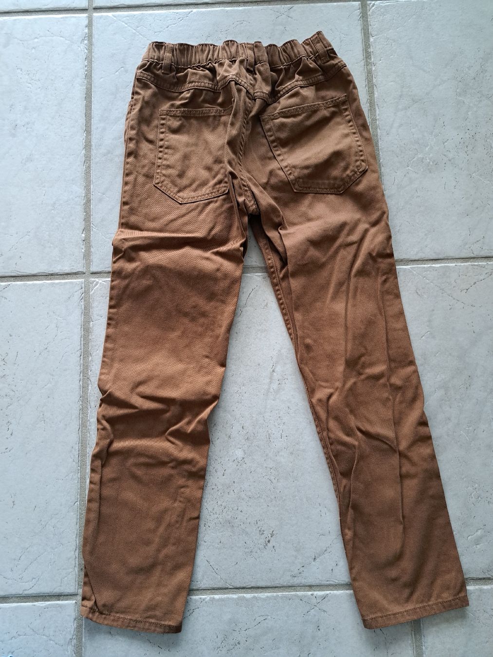 H&M Pantaloni: Hose, Gr. 140 – Usato da Seuzach venduto da nadine.baur84 1