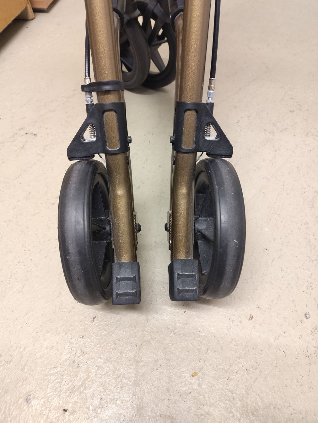 Ausili per la deambulazione: Rollator Taima S GT braun – Usato da Schaffhausen venduto da chr_2rw5 3