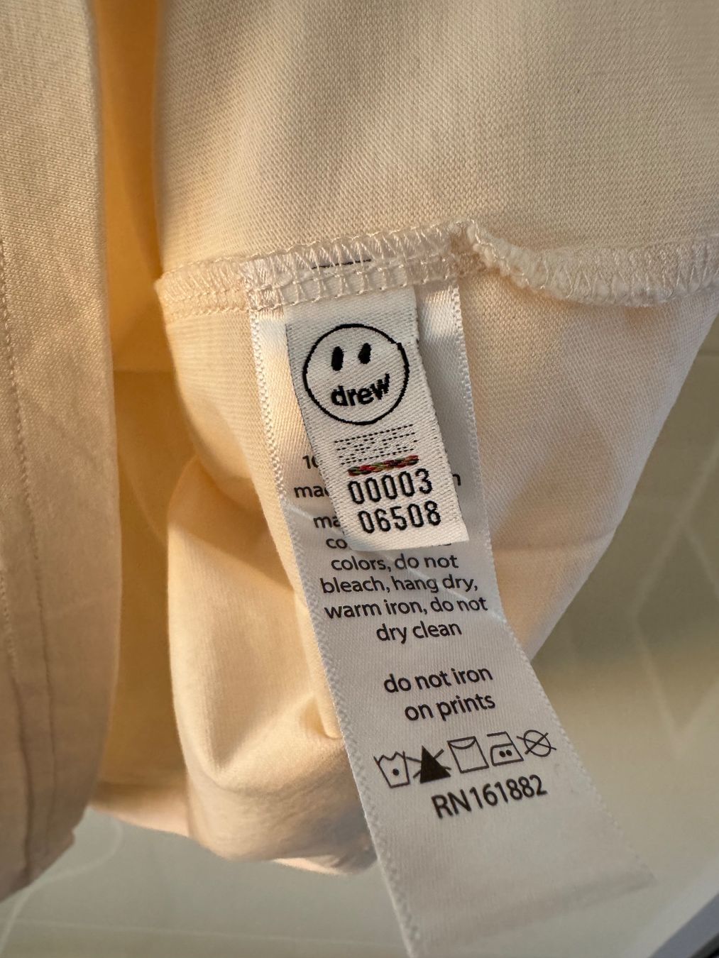 T-shirt: Drew House Logo Shirt – Nuovo (secondo la descrizione) da Nürensdorf venduto da gla_5tjl 2