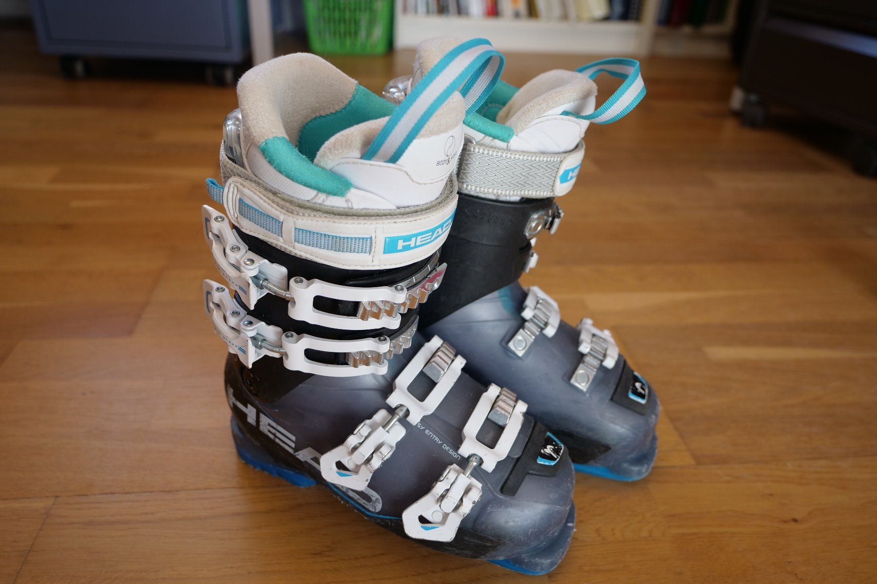 Scarpe per ragazzi: Chaussures ski Head Adapt 85W - taille 36-36,5 – Usato da Ependes FR venduto da Nada84 2