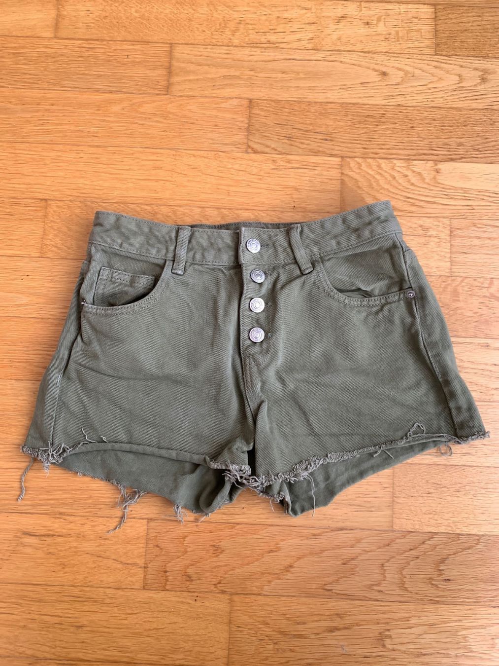 Pimkie Pantaloni: Shorts Gr. S – Nuovo (secondo la descrizione) da Hochfelden venduto da rub_rnw5
